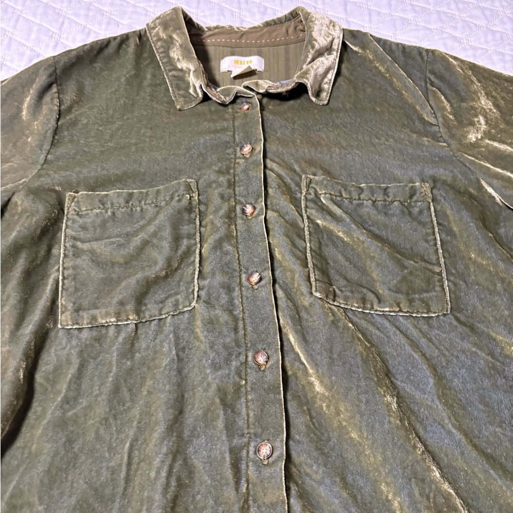 Anthropologie Maeve Karina Crushed Velvet Button Up Shirt - Picture 2 of 10